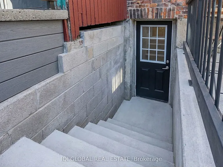 142 Grace St #BASEMENT — Photo 16