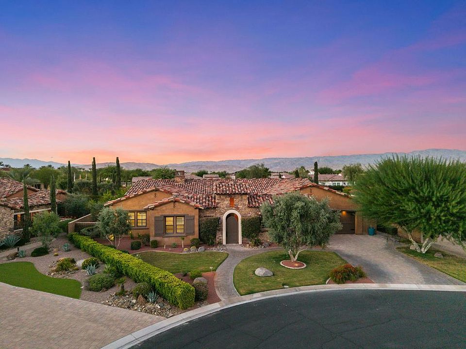 1st image of 5 Cassis Cir