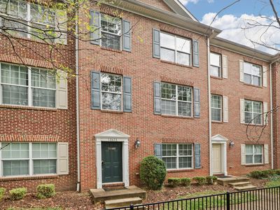 12423 Oak Rail Ln, Fairfax, VA, 22033