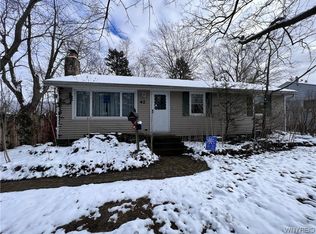 42 Ferndale Rd, Buffalo, NY 14221