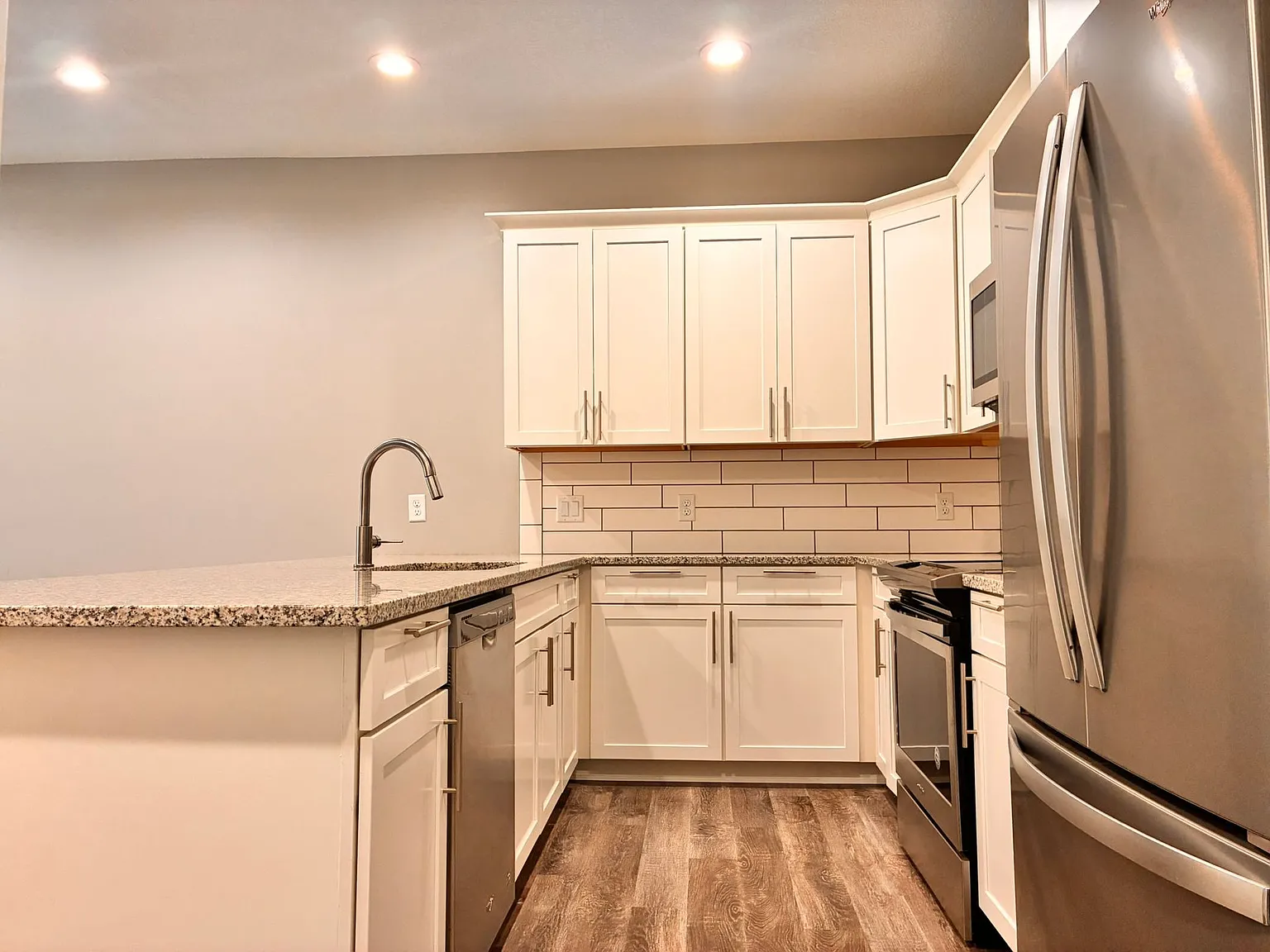 3BR 2.5ba Townhome in Waukee — Photo 2
