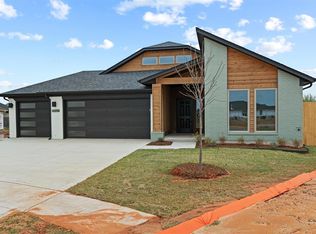 13216 SW 8th St, Yukon, OK 73099