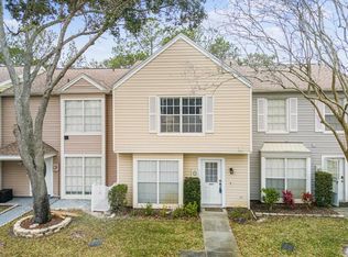 16312 Rambling Vine Dr W, Tampa, FL 33624