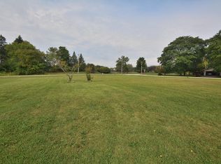 18755 Heathway Ln, Brookfield, WI 53045