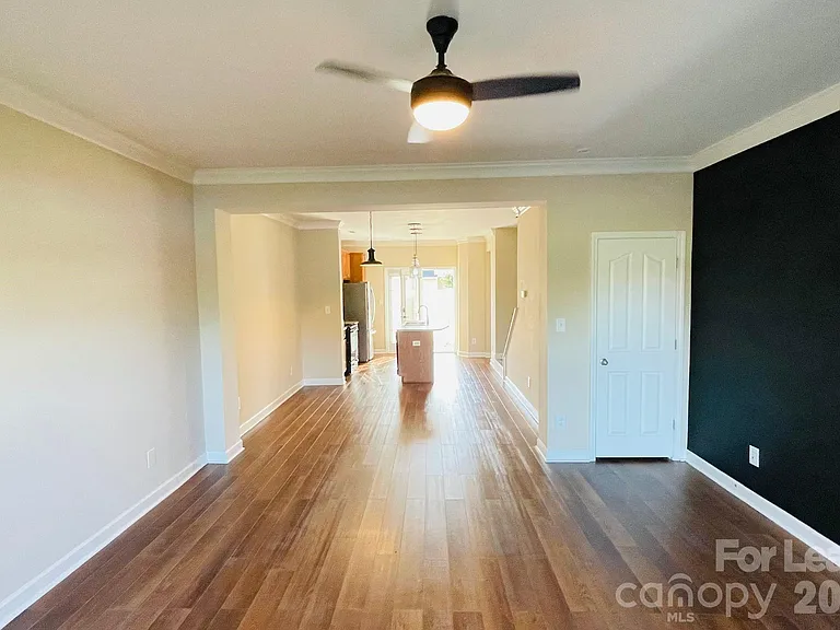 5112 Prosperity Church Rd — Photo 7