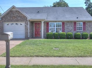 1860 Lakewood Village Dr, Antioch, TN 37013