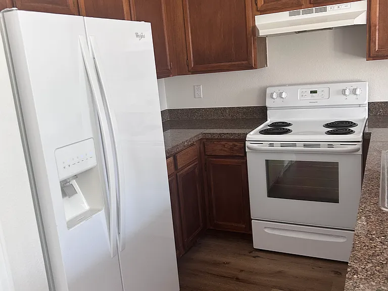 Kitchen Stright on