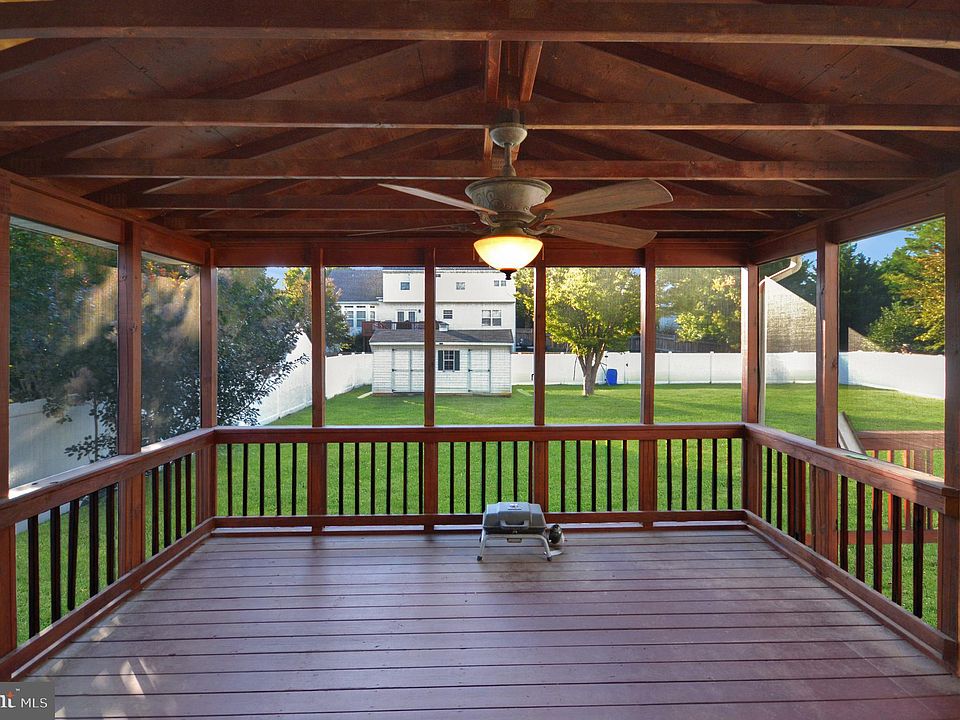 2nd image of 356 Gay Rd