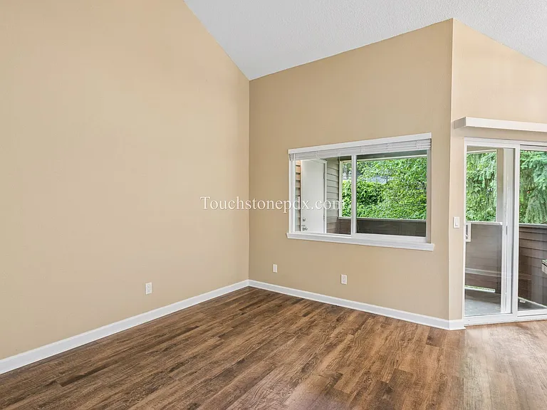 9977 SE Talbert St — Photo 6