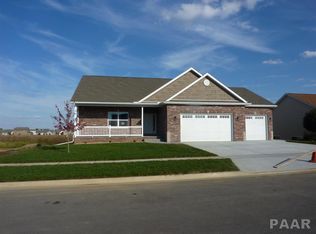 605 Patricia St, Washington, IL