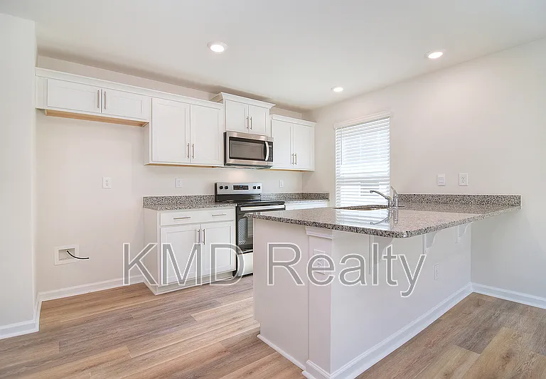5155 Hyrule Dr — Photo 7