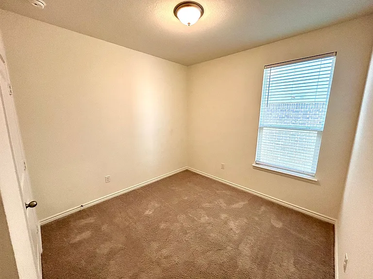 15352 Electra Cir — Photo 14