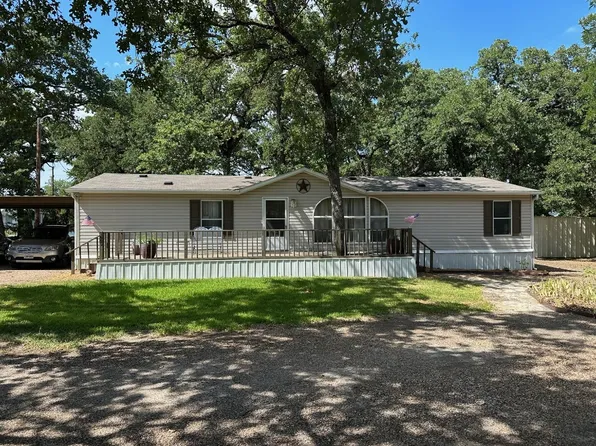 165 Private Road 1313, Bridgeport, TX 76426
