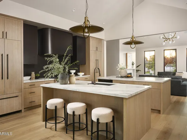 4215 N 34TH Street, Phoenix, AZ 85018