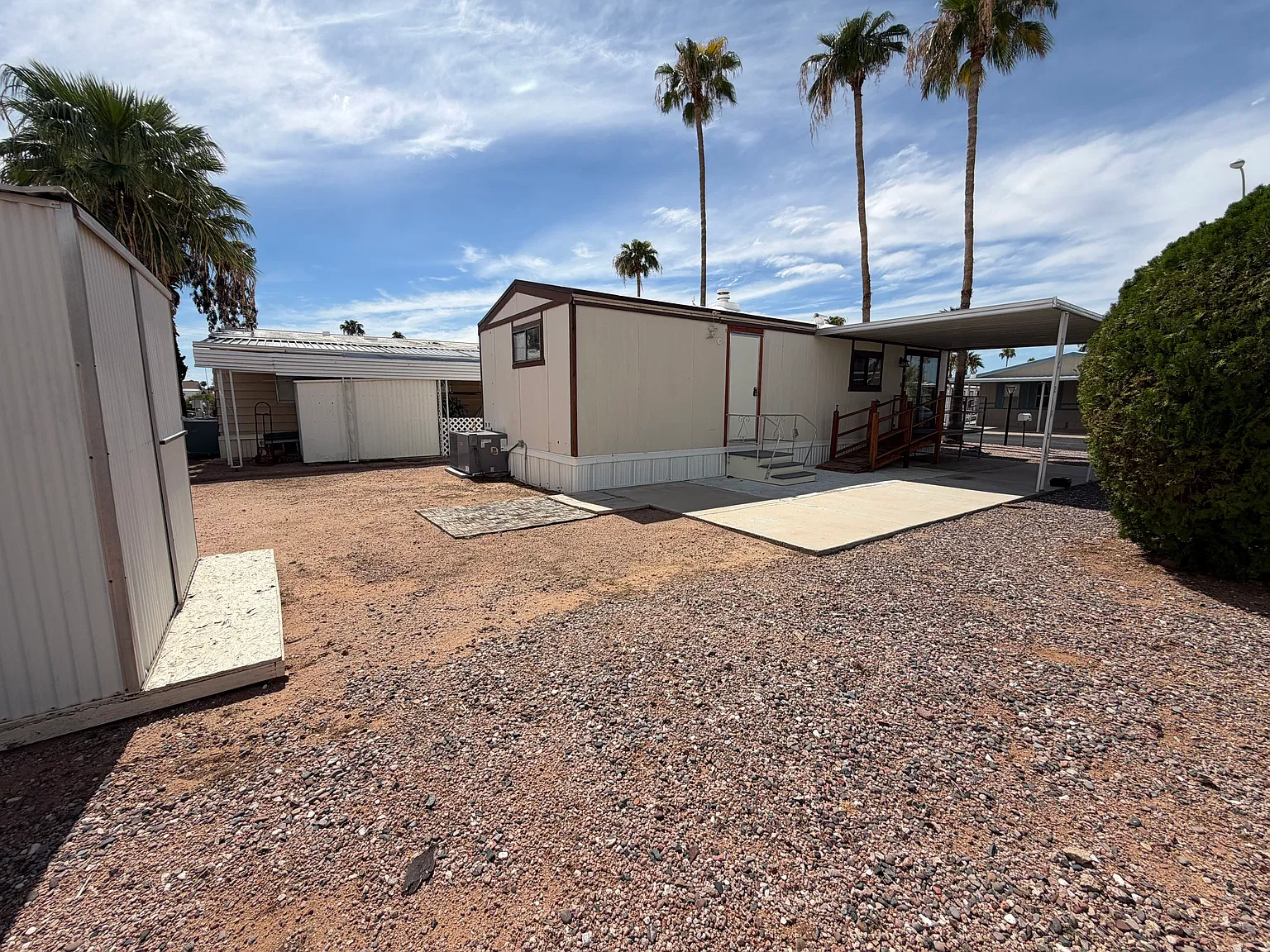 Broadway Estates — Photo 3