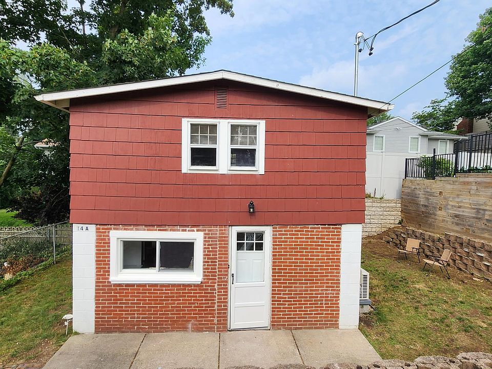 1st image of 14 Maple St #A