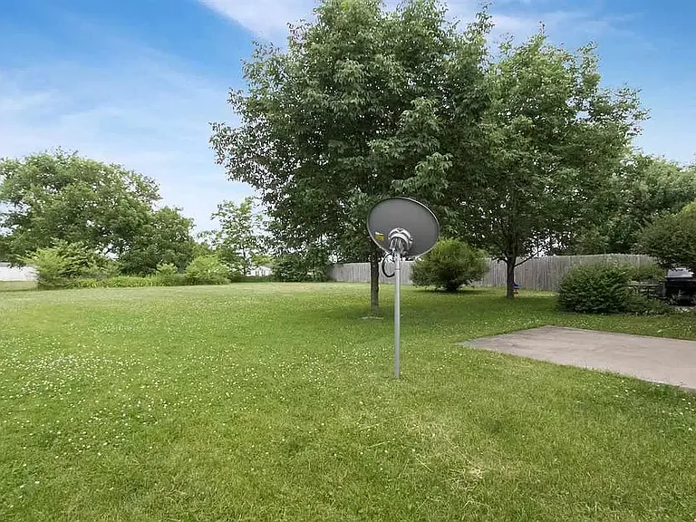 73 Primrose Ct — Photo 14