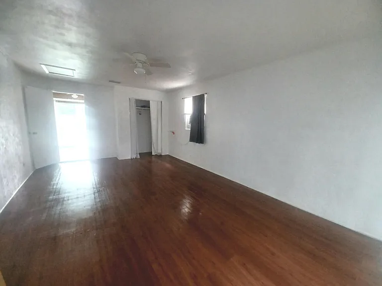 33 S Lincoln Ave — Photo 23