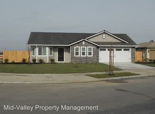 2300 Tahoe Ave, Tulare, CA 93274