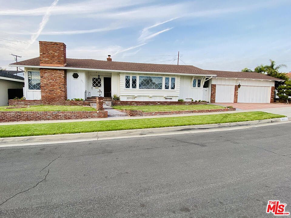1st image of 5411 W 62nd St