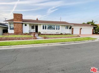 5411 W 62nd St, Los Angeles, CA 90056