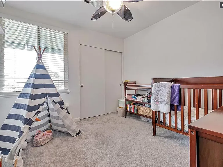 295 Silverfish Ct — Photo 12