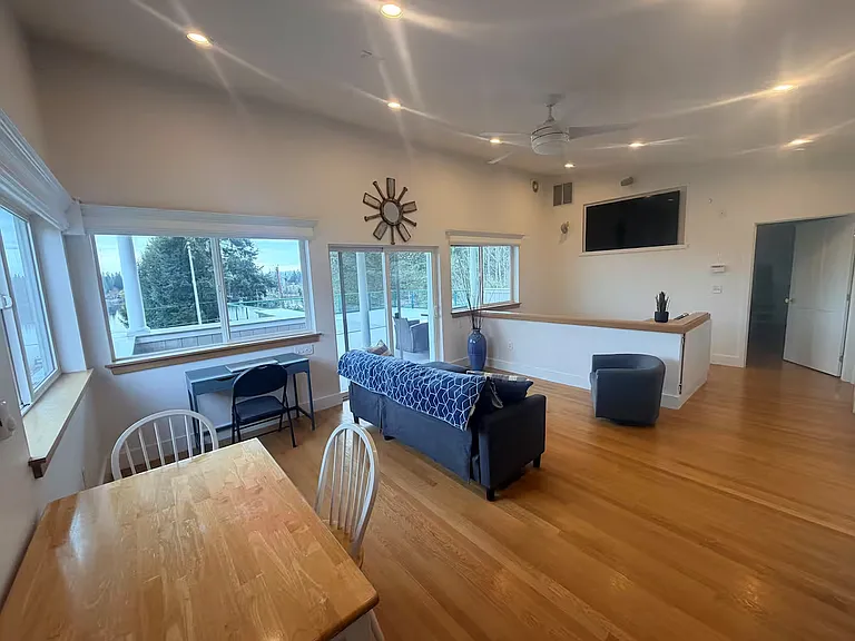 16226 Larch Way #2 — Photo 10