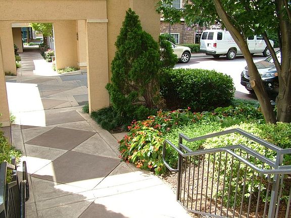 Loading dock in same building as unit