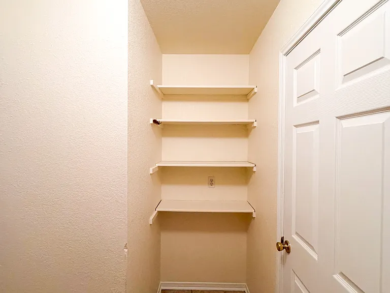 1505 High Chapparal Dr — Photo 11