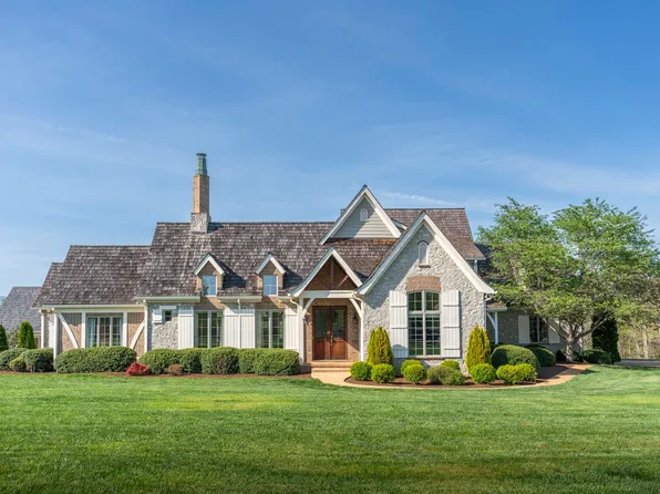 1776 Frays Ridge Xing, Earlysville, VA 22936