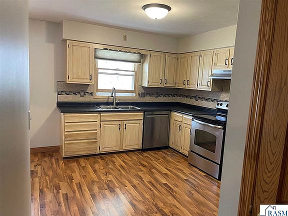 5th image of 311 N Garden St