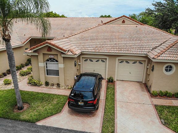 3rd image of 2633 Mango Creek Ln