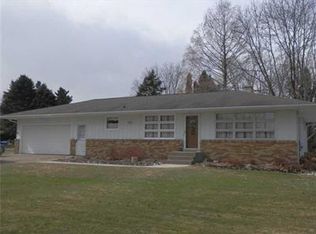 5524 Clover Dr, Fairview, PA 16415