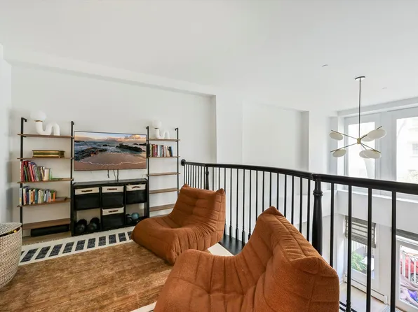 207 Shearwater Ct West image 22 of 32