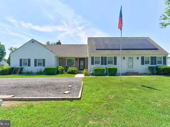 8816 Wood Creek Pkwy, Delmar, MD 21875