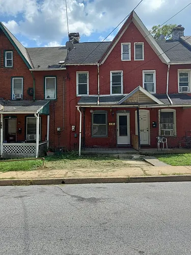420 Valley Rd Photo 1