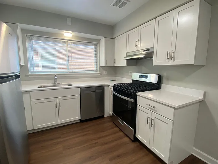 703 Dodge Ave #1S — Photo 5