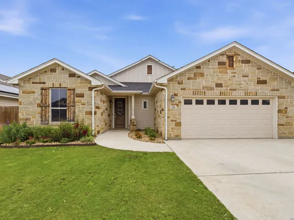238 Iron Gate, Pleasanton, TX 78064