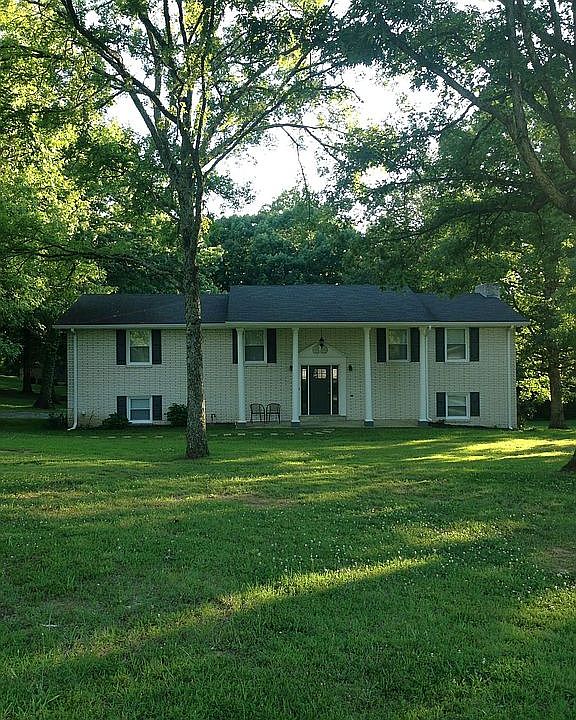 1st image of 136 Dylark Dr