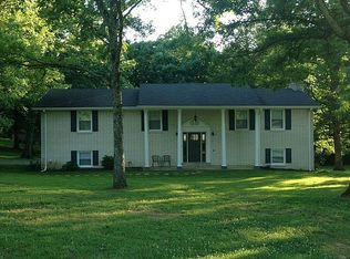 136 Dylark Dr, Waverly, TN 37185