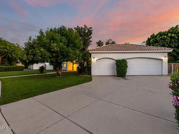 3rd image of 103 W VISTA Avenue