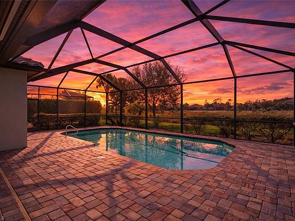 3rd image of 19902 Beverly Park RD