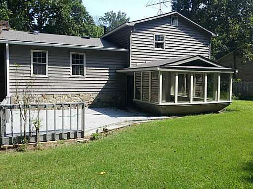 2nd image of 106 Driftwood Ln