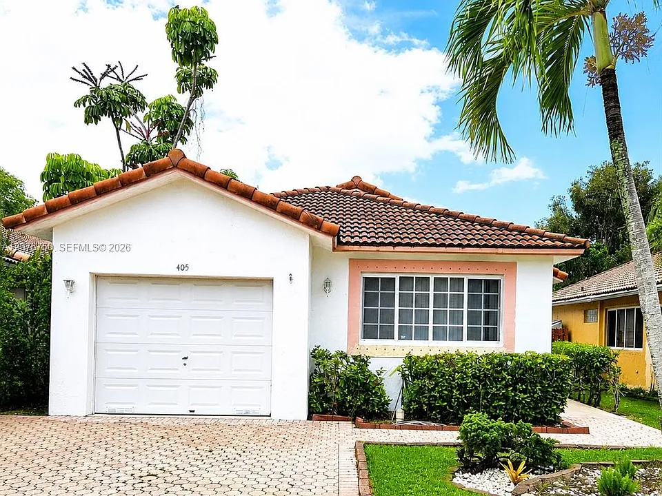 405 Kelly Ln