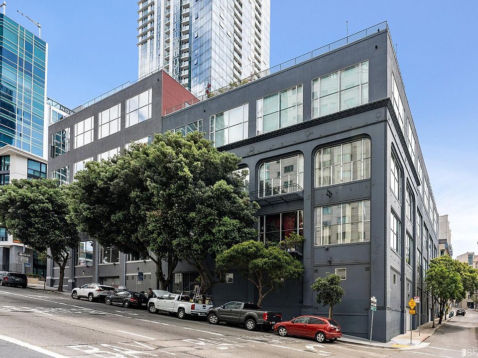 1st image of 346 1st St APT 303
