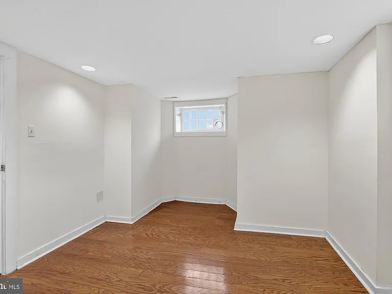 3512 Lancaster Ave #1W — Photo 21