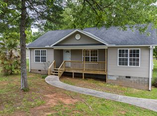 31 Allen St, Royston, GA 30662