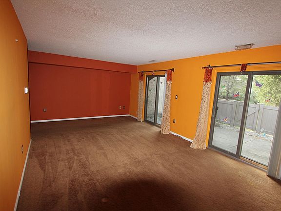 Living Room 1/3