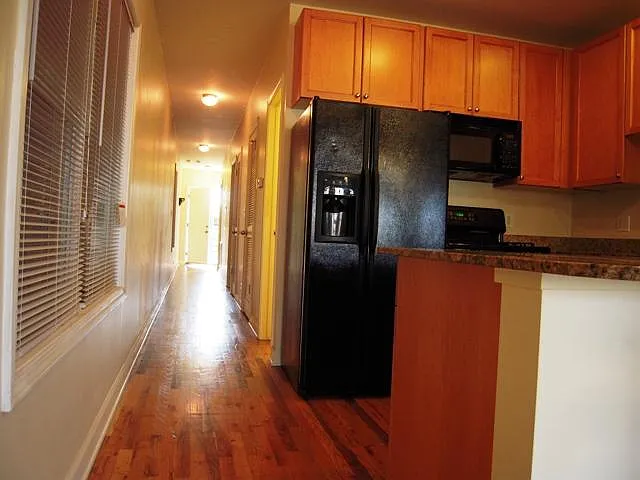 2451 W Harrison St #2 — Photo 8