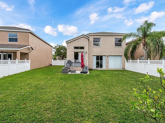 5th image of 1279 Gembrook Court
